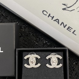 CHANEL EARRINGS A013