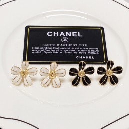 CHANEL EARRINGS A005