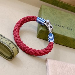 GUCCI BRACELETS A011