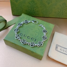 GUCCI BRACELETS A066