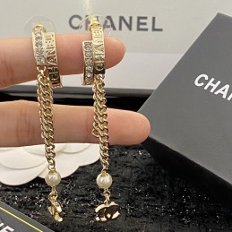 CHANEL EARRINGS A034