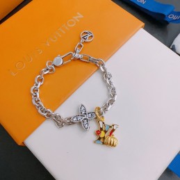 LV BRACELETS A003