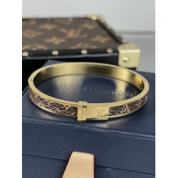 LV BRACELETS A022