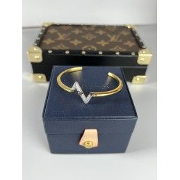 LV BRACELETS A036