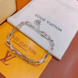 LV BRACELETS A040