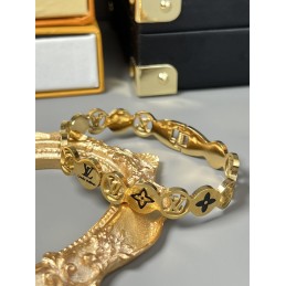 LV BRACELETS A042