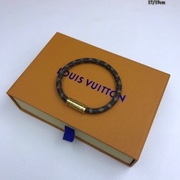 LV BRACELETS A070