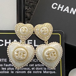 CHANEL EARRINGS A046