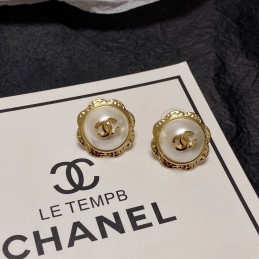 CHANEL EARRINGS A048