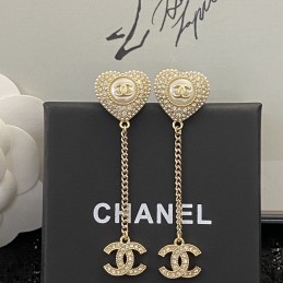 CHANEL EARRINGS A051