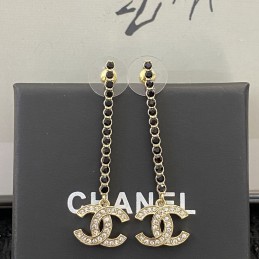 CHANEL EARRINGS A055