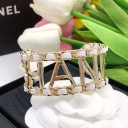 CHANEL BRACELETS A042