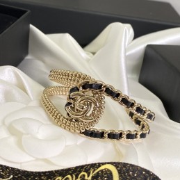 CHANEL BRACELETS A045