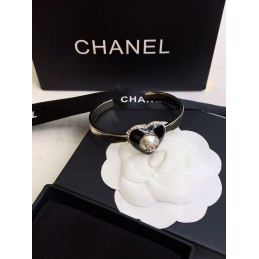 CHANEL BRACELETS A048