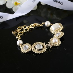 CHANEL BRACELETS A057