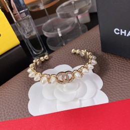 CHANEL BRACELETS A059