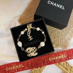 CHANEL BRACELETS A062