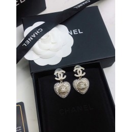 CHANEL EARRINGS A060