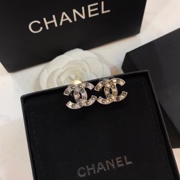 CHANEL EARRINGS A067