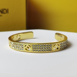 FENDI BRACELETS A010