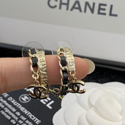 CHANEL EARRINGS A077