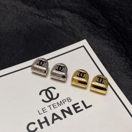 CHANEL EARRINGS A084