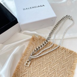 BALENCIAGA NECKLACES A039