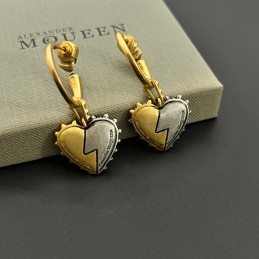 AM EARRINGS A005