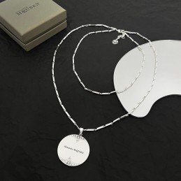 AM NECKLACE A004