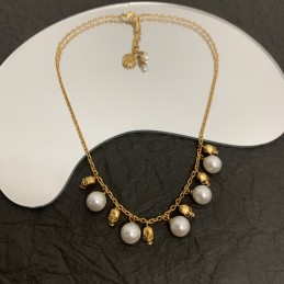 AM NECKLACE A008