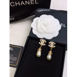 CHANEL EARRINGS A103