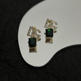 D & G EARRINGS A001