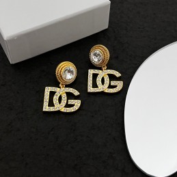 D & G EARRINGS A010