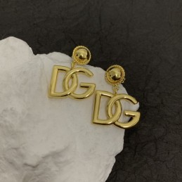 D & G EARRINGS A017