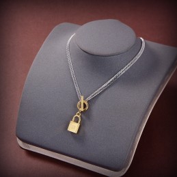 LOEWE NECKLACES A001