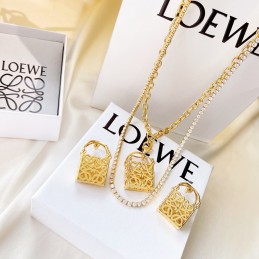 LOEWE NECKLACES A013