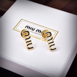 MM EARRINGS A010