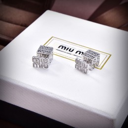 MM EARRINGS A013