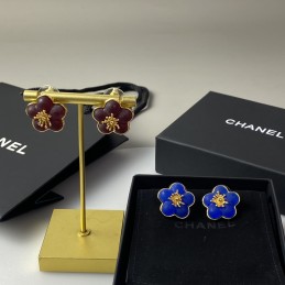 CHANEL EARRINGS A134