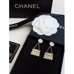 CHANEL EARRINGS A148