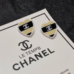 CHANEL EARRINGS A153