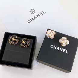 CHANEL EARRINGS A158