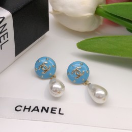 CHANEL EARRINGS A160