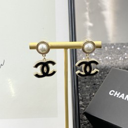 CHANEL EARRINGS A162