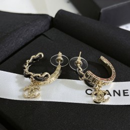 CHANEL EARRINGS A208