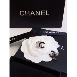 CHANEL EARRINGS A214