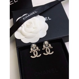 CHANEL EARRINGS A215