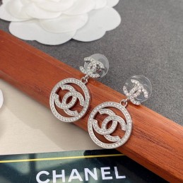 CHANEL EARRINGS A221