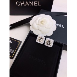 CHANEL EARRINGS A247