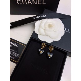 CHANEL EARRINGS A257